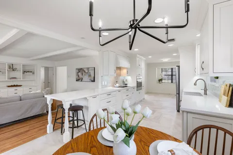 $759,900 | 1126 Del Norte Street, Houston, TX 77018