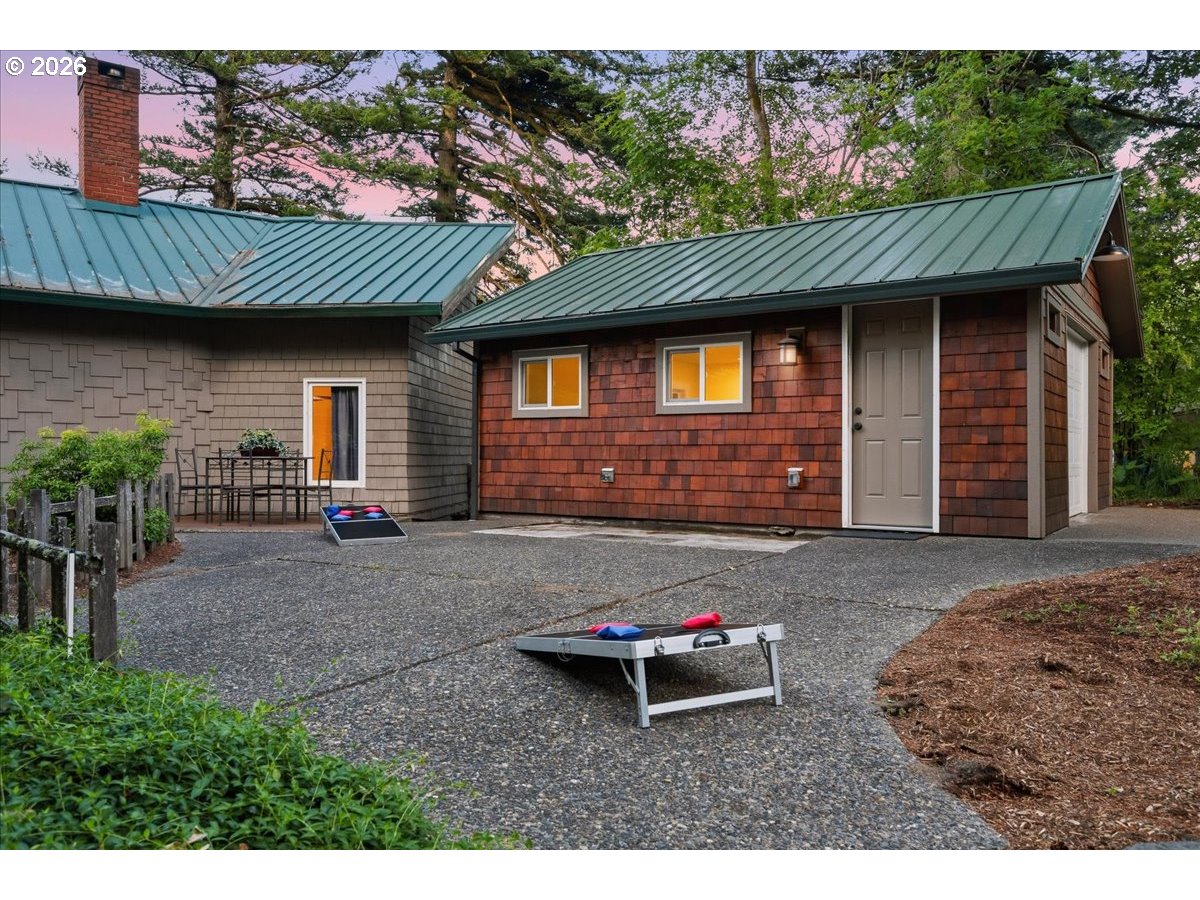 41225 East Larch Mountain Road Corbett, OR 97019 - Photo 44 of 48