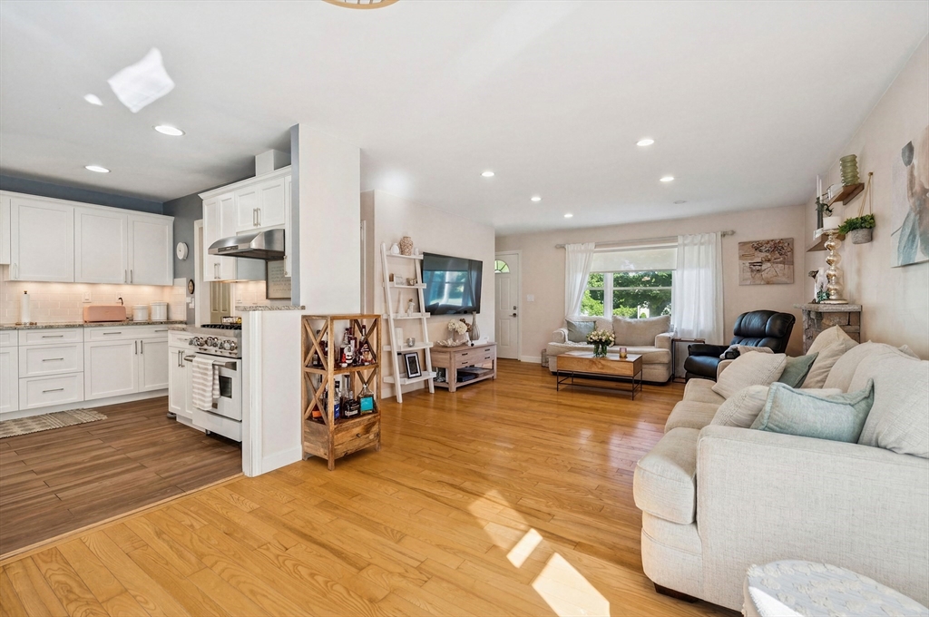 12 Rita Road Peabody, MA 01960 - Photo 6 of 41 Gallery Image 6