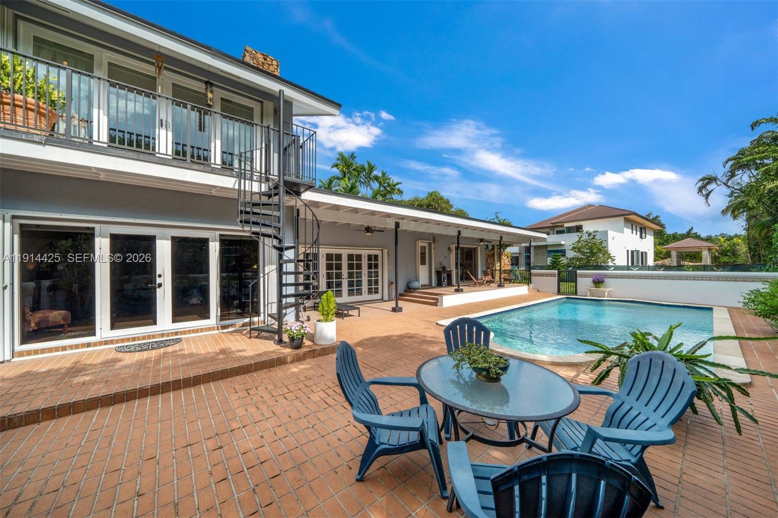 10645 Southwest 89th Court Miami, FL 33176 - Photo 28 of 35 Pool area