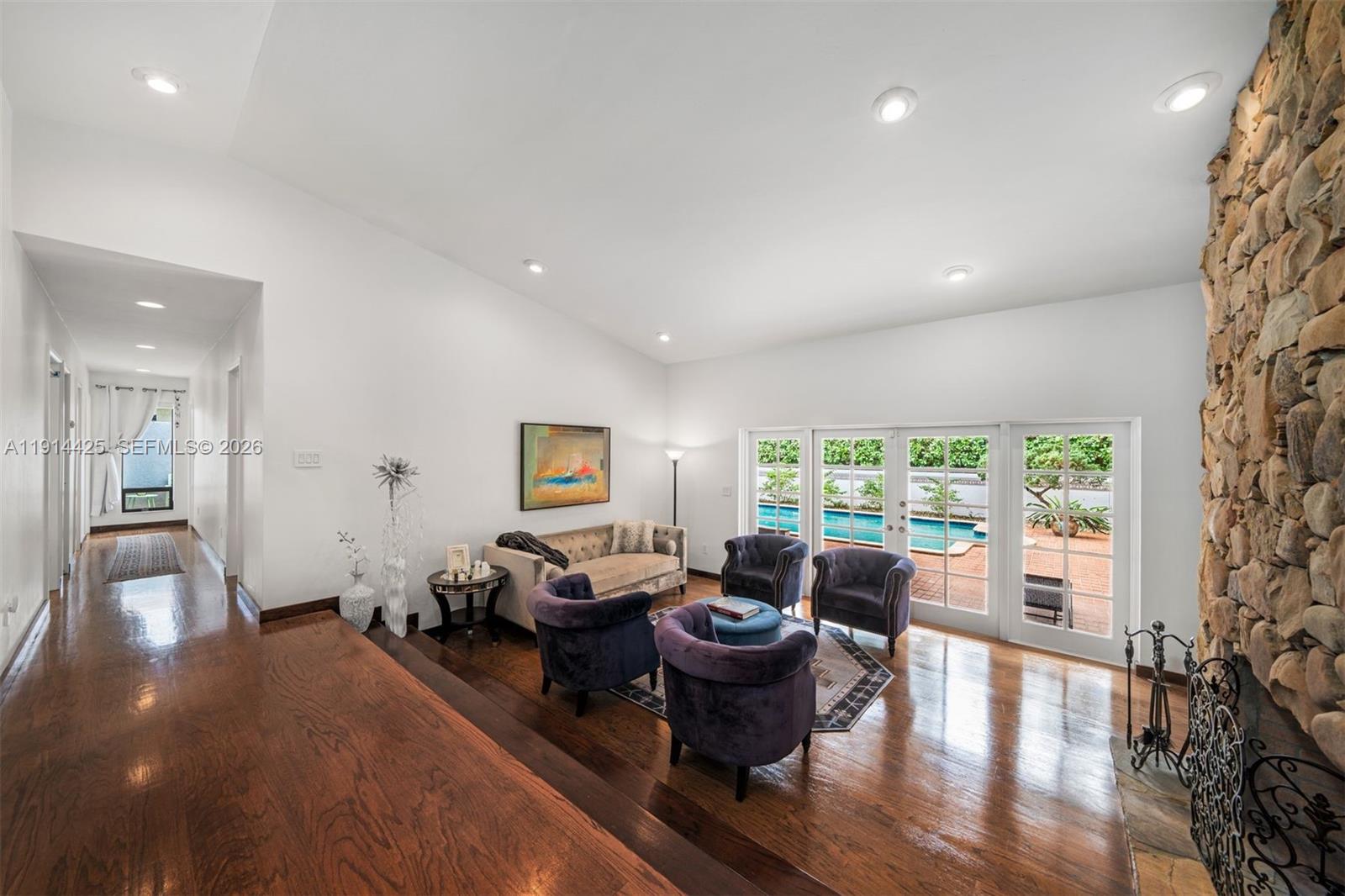 10645 Southwest 89th Court Miami, FL 33176 - Photo 5 of 35 Living room upon entry with outdoor access