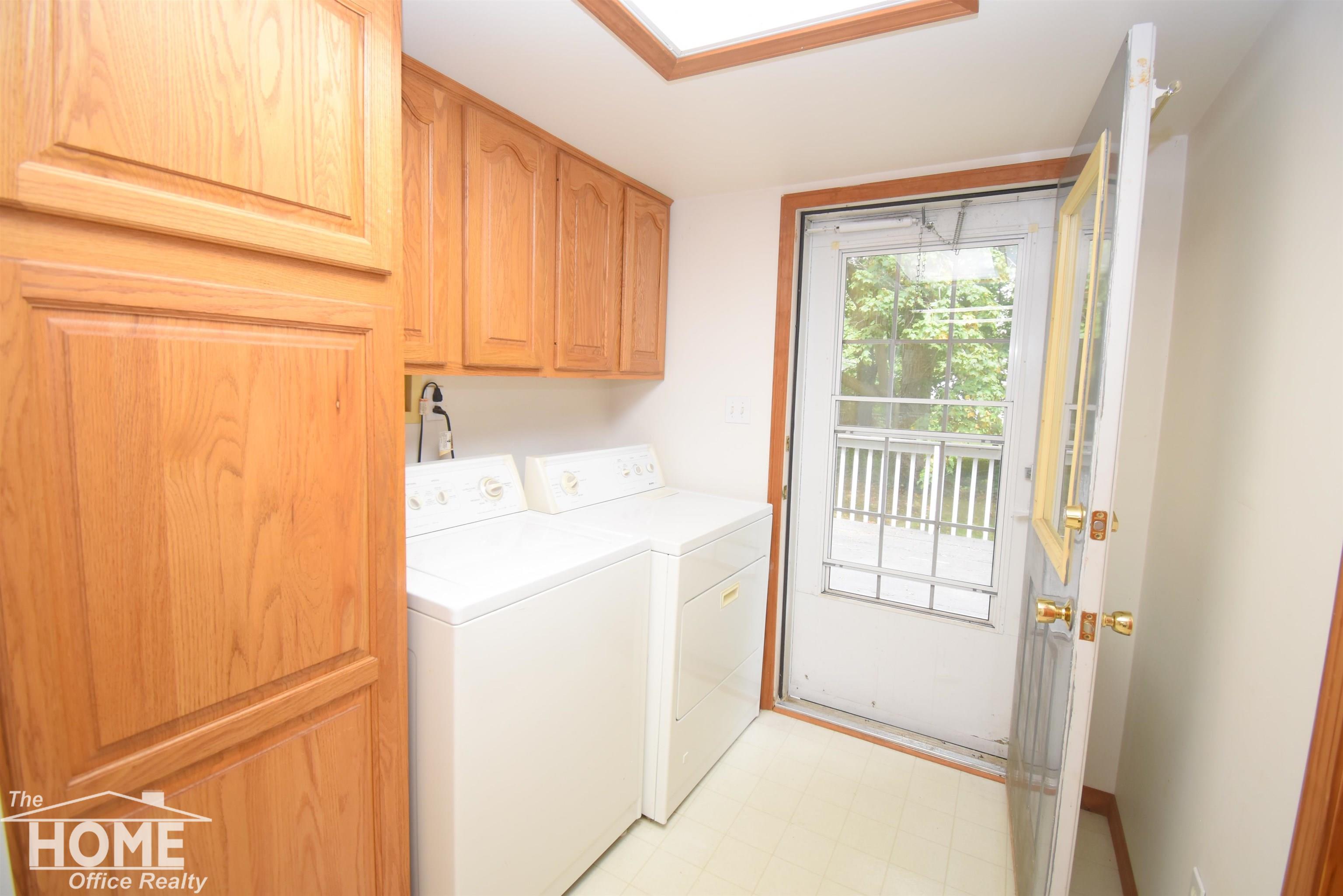231 Adelaide Street Maple Rapids, MI 48853 - Photo 18 of 19 50220196-5d935d2c-aaae-4df5-b01b-7979b8cde528.JPG