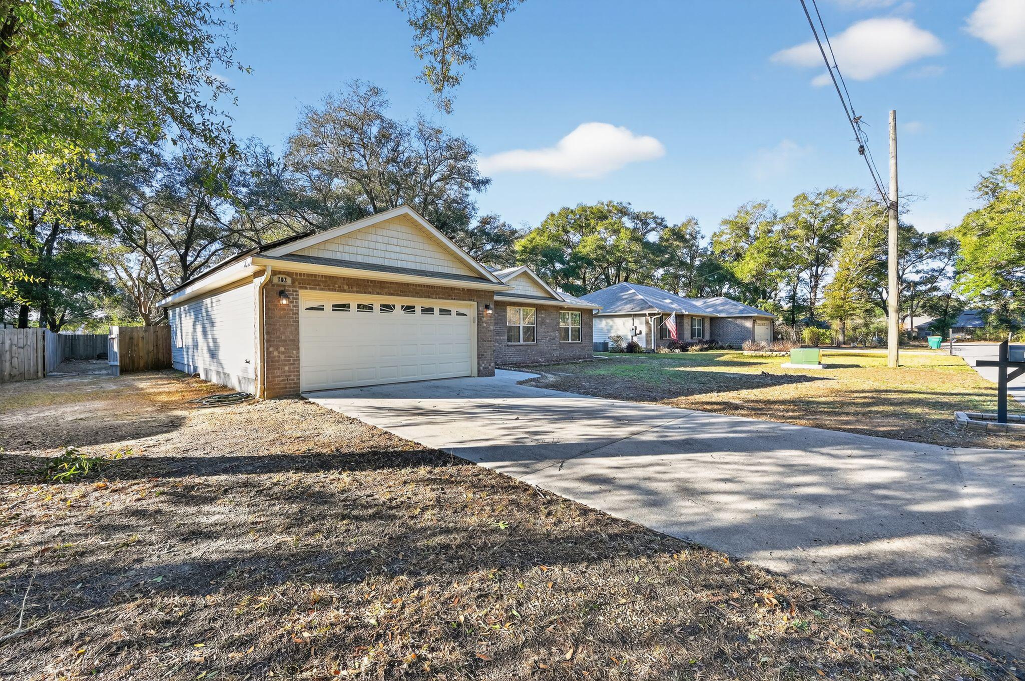 202 Mary Lane Crestview, FL 32536 - Photo 8 of 38