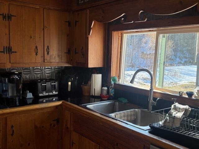 1821 Chateauguay Road Barnard, VT 05032 - Photo 13 of 39