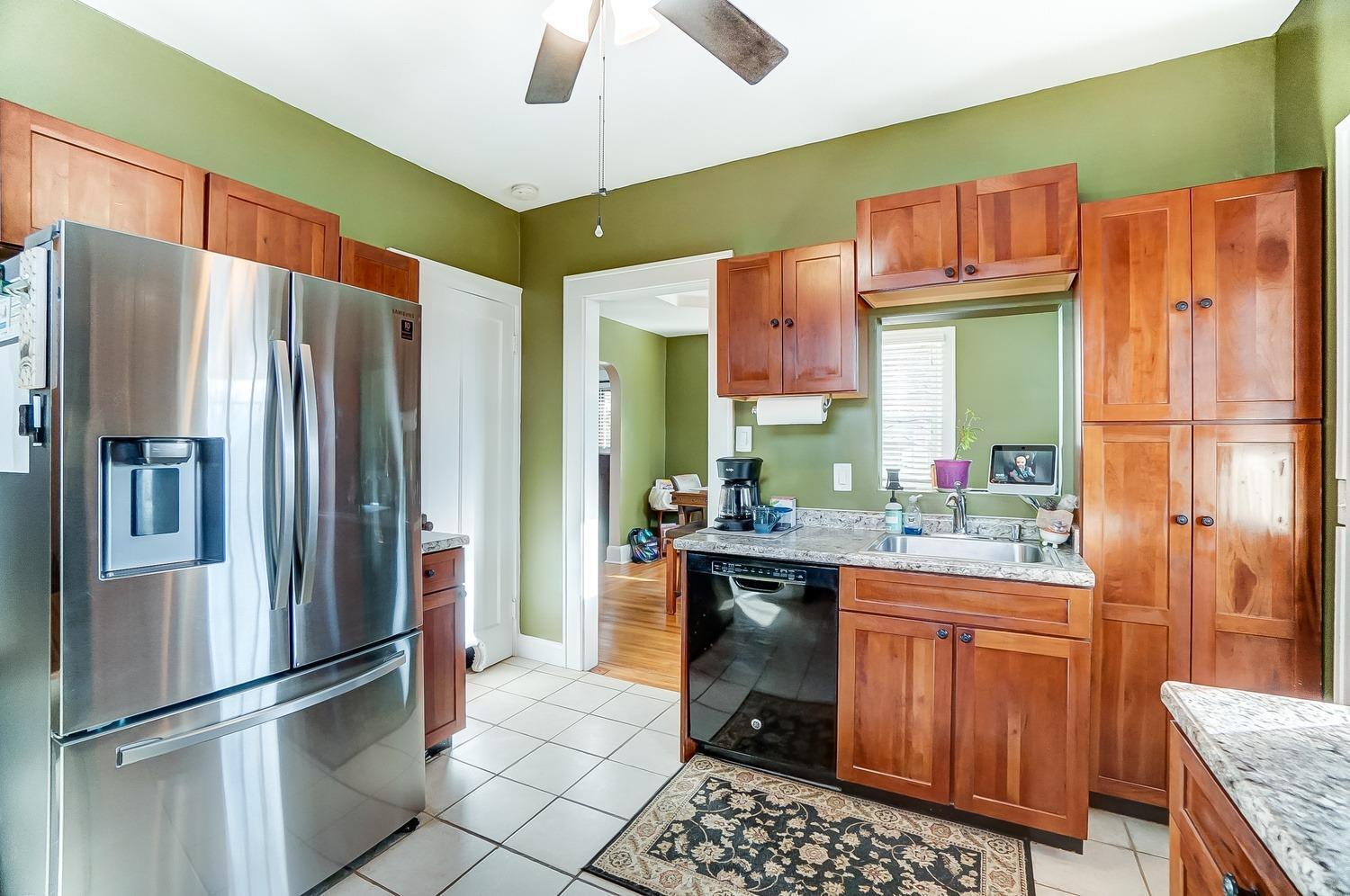 4939 Ralph Avenue Cincinnati, OH 45238 - Photo 18 of 49 Gallery Image 18