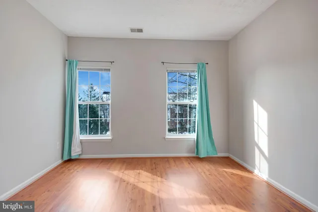 $2,400 | 2400 Chestnut Terrace Court, Unit 203, Odenton, MD 21113