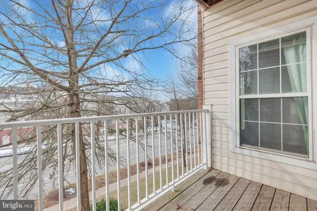 $2,400 | 2400 Chestnut Terrace Court, Unit 203, Odenton, MD 21113