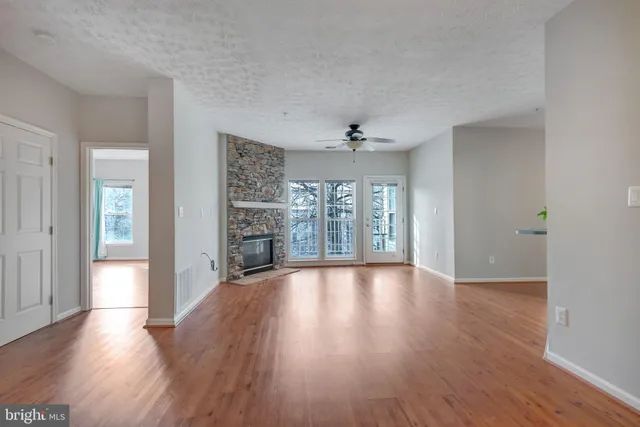 $2,400 | 2400 Chestnut Terrace Court, Unit 203, Odenton, MD 21113