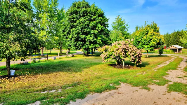 $750,000 | 491 Bitter Crk Lane, Pierson, MI 49339