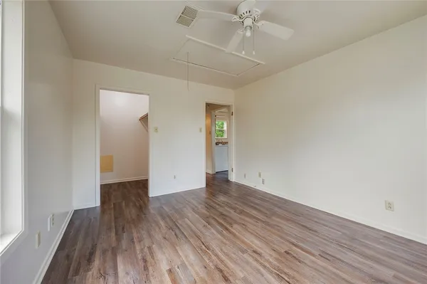 $725 | 400 Robertson Street, Bryan, TX 77803