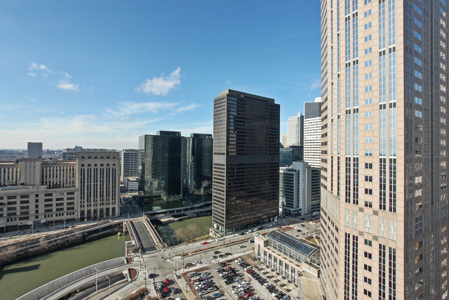 235 West Van Buren Street, Unit 2613 Chicago, IL 60607 - Photo 14 of 20