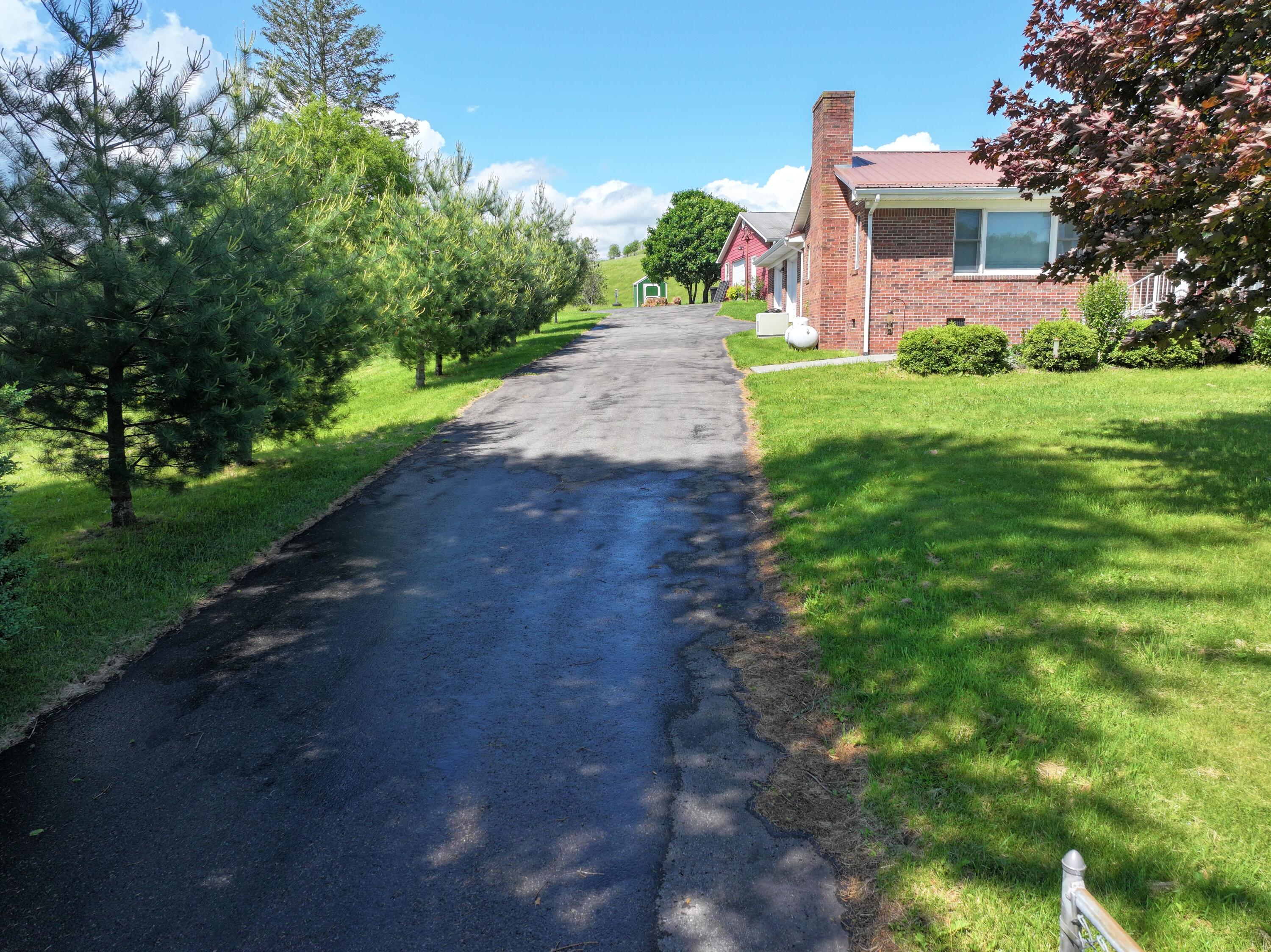 2446 Grassy Meadows Road Alderson, WV 24910 - Photo 97 of 110 Gallery Image 97