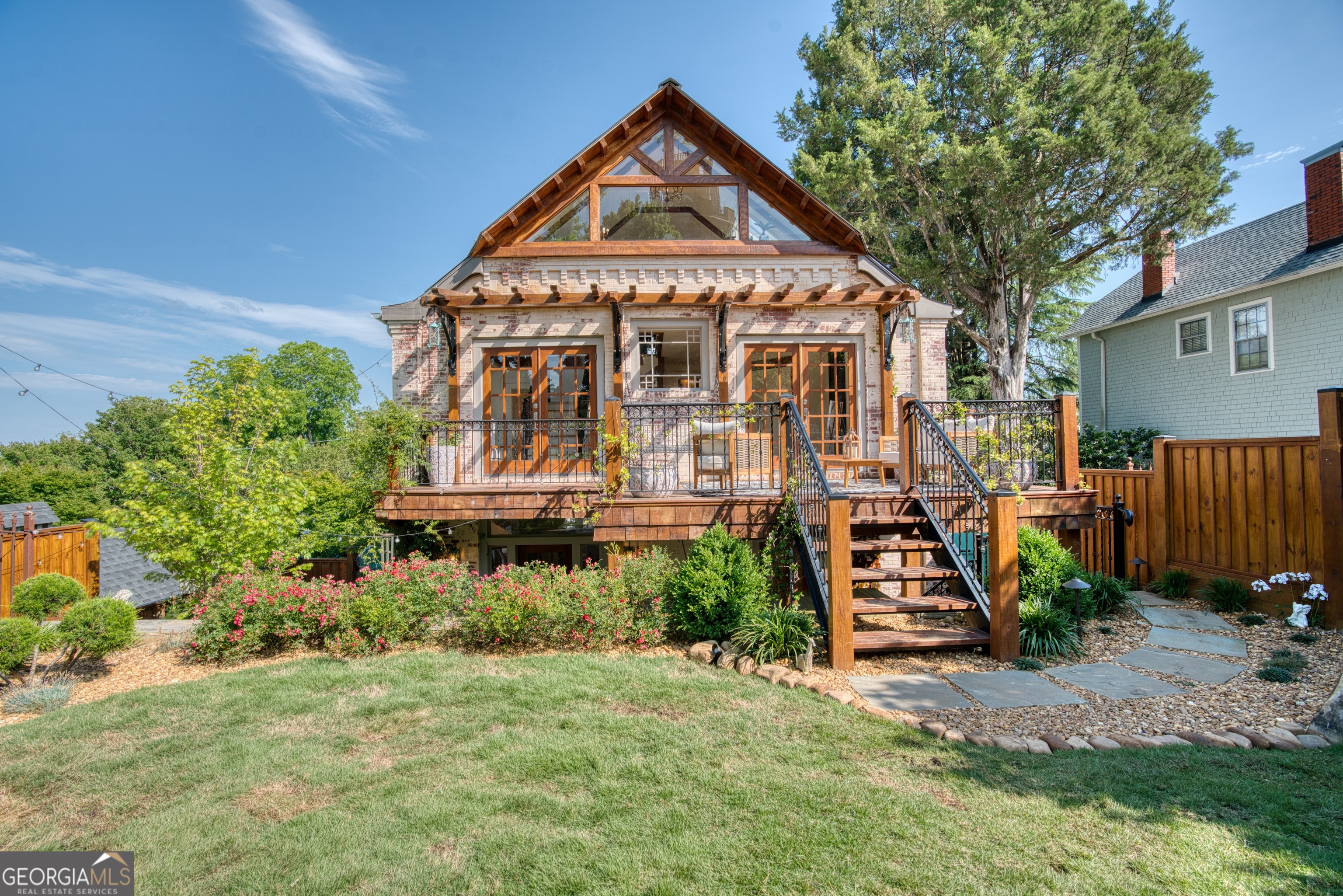 407 East 3rd Street Rome, GA 30161 - Photo 35 of 78 a front view of a house with garden
