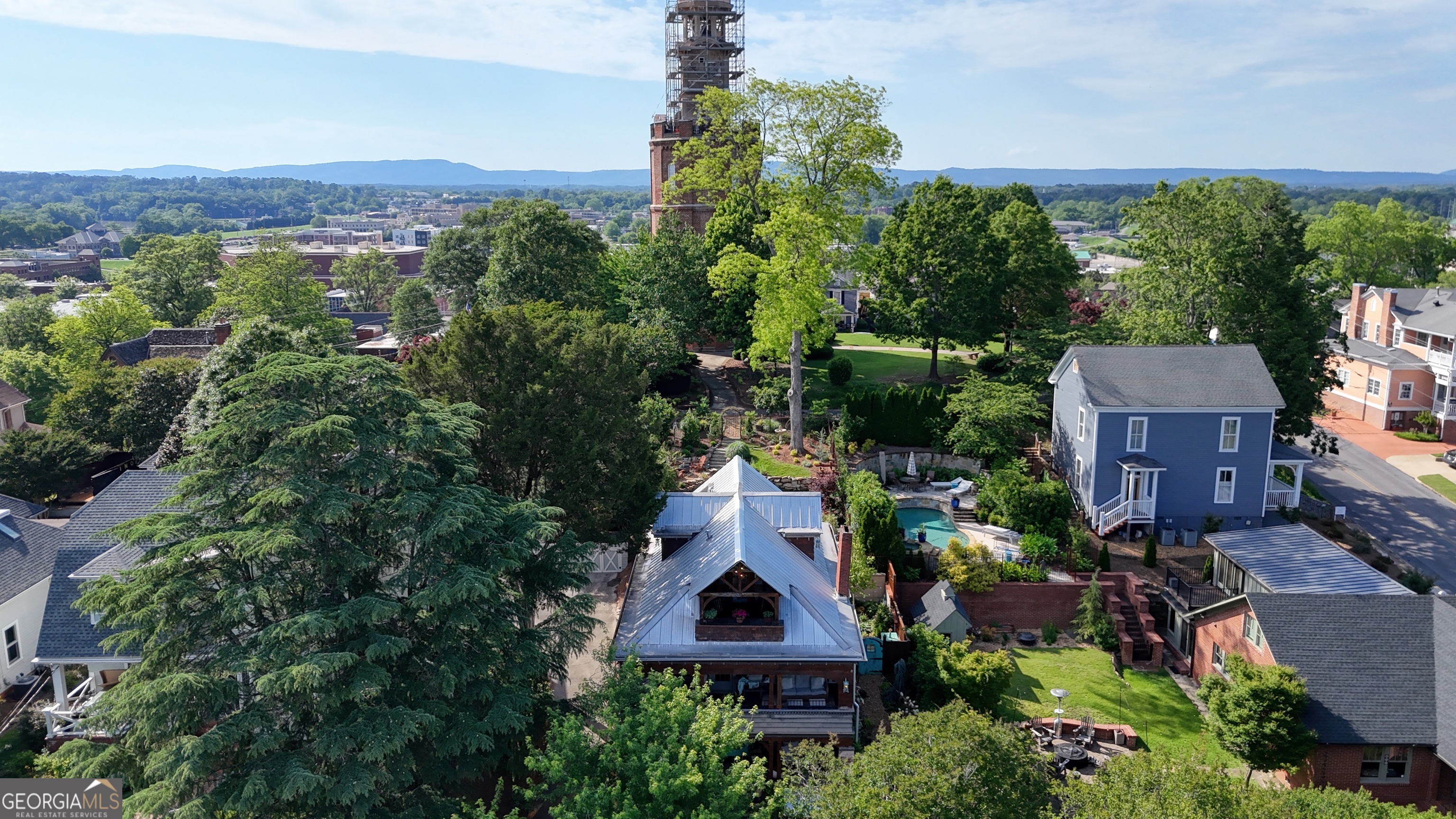 407 East 3rd Street Rome, GA 30161 - Photo 56 of 78 an aerial view of a house with a garden