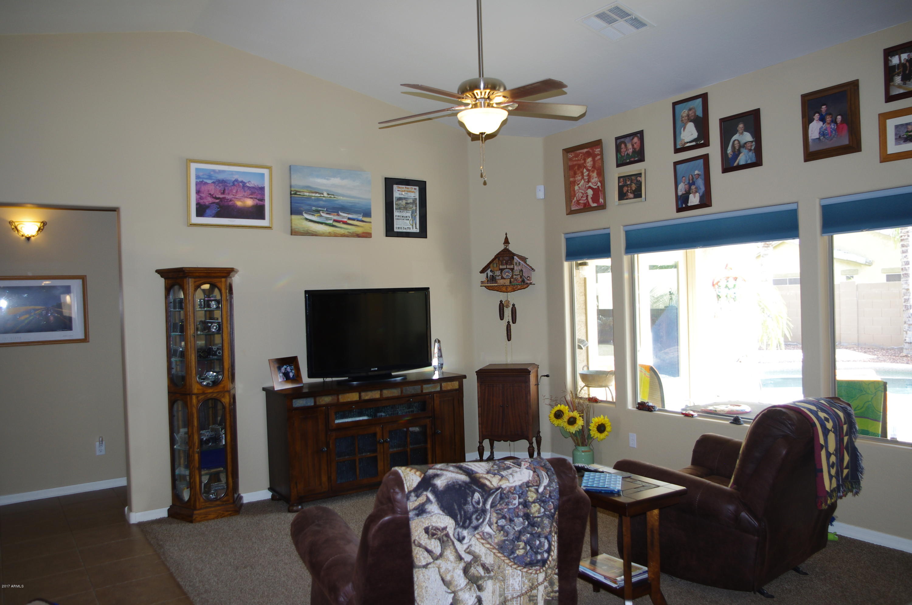 17577 West Spring Lane Surprise, AZ 85388 - Photo 12 of 24 IMGP2594