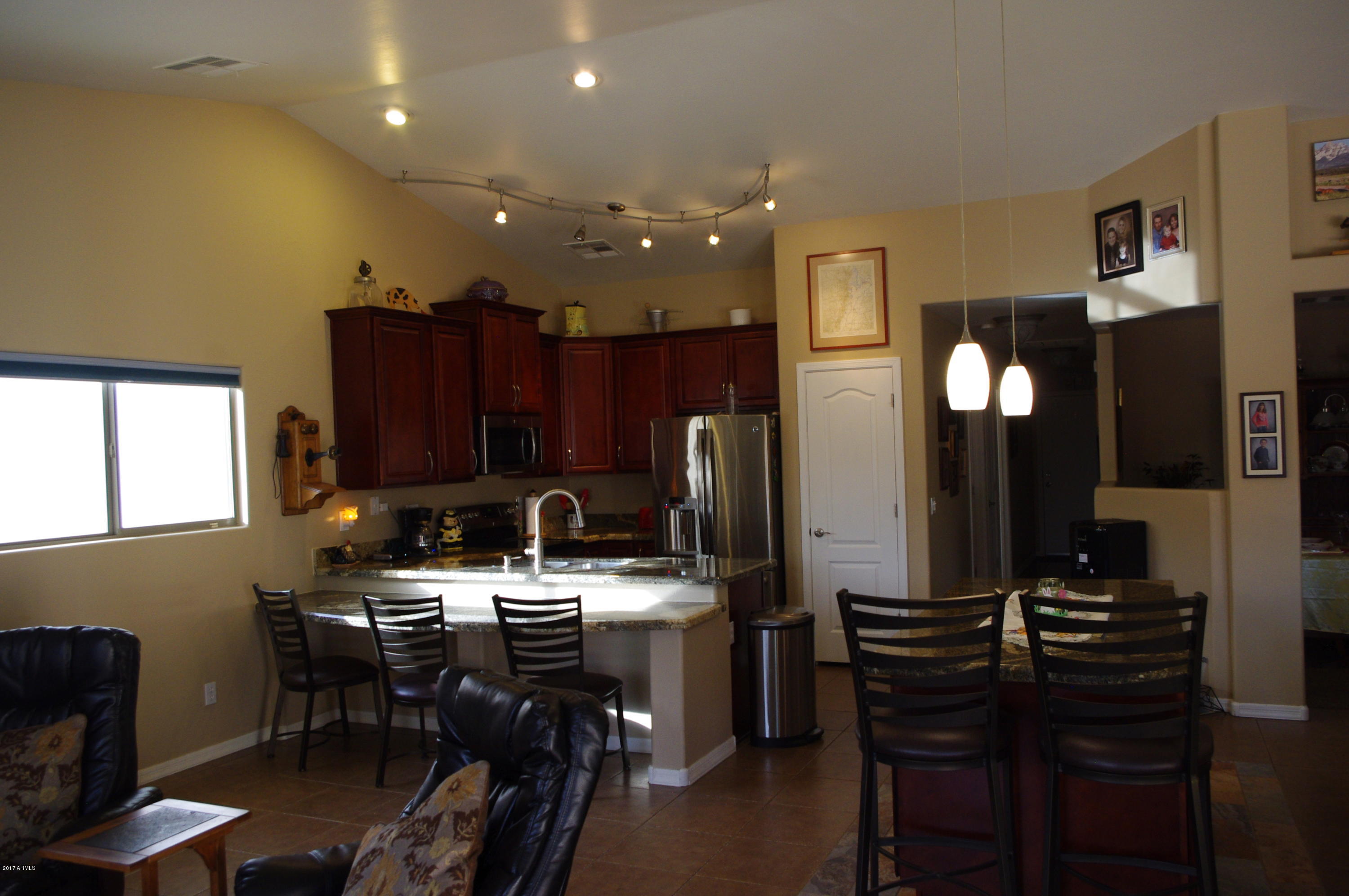 17577 West Spring Lane Surprise, AZ 85388 - Photo 10 of 24 IMGP2614
