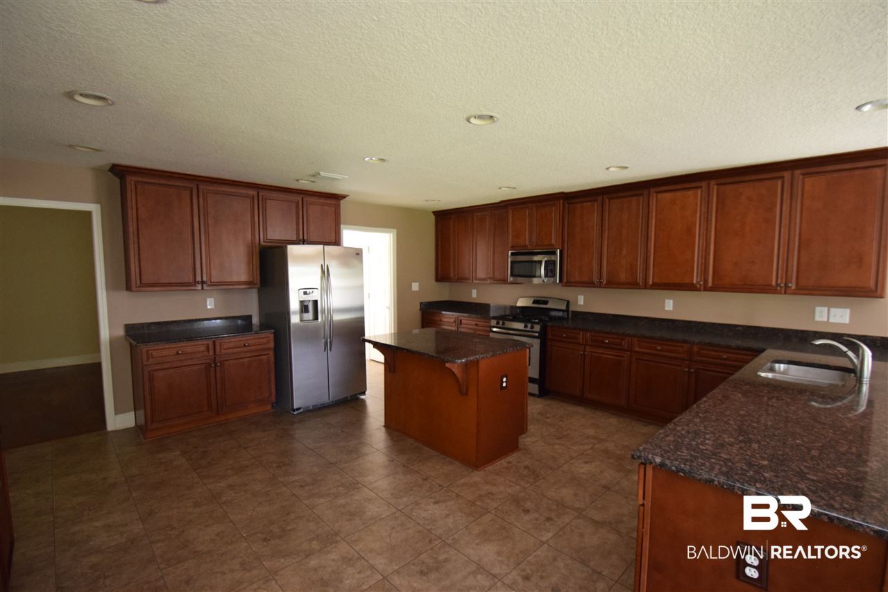 27762 Rileywood Drive Daphne, AL 36526 - Photo 12 of 40