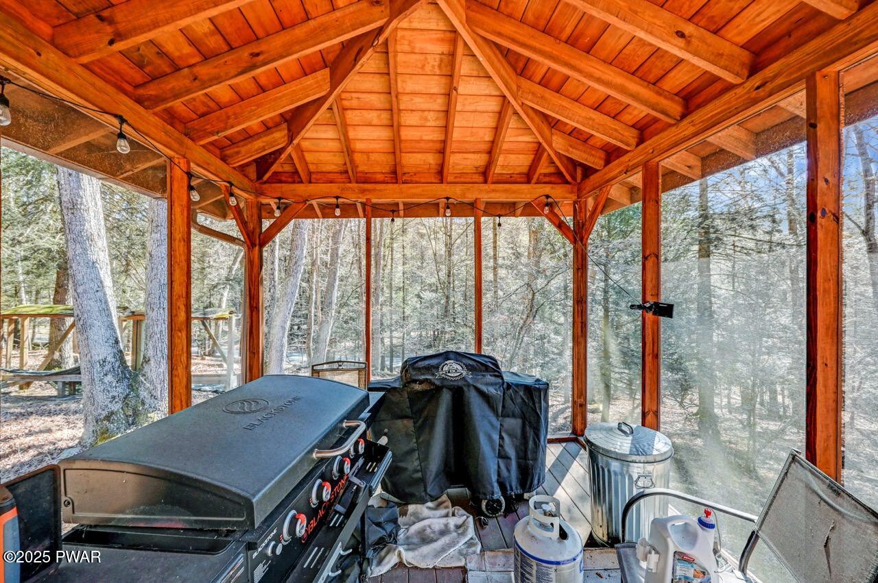 2159 Bear Town Road Canadensis, PA 18325 - Photo 29 of 36 Screened Gazebo
