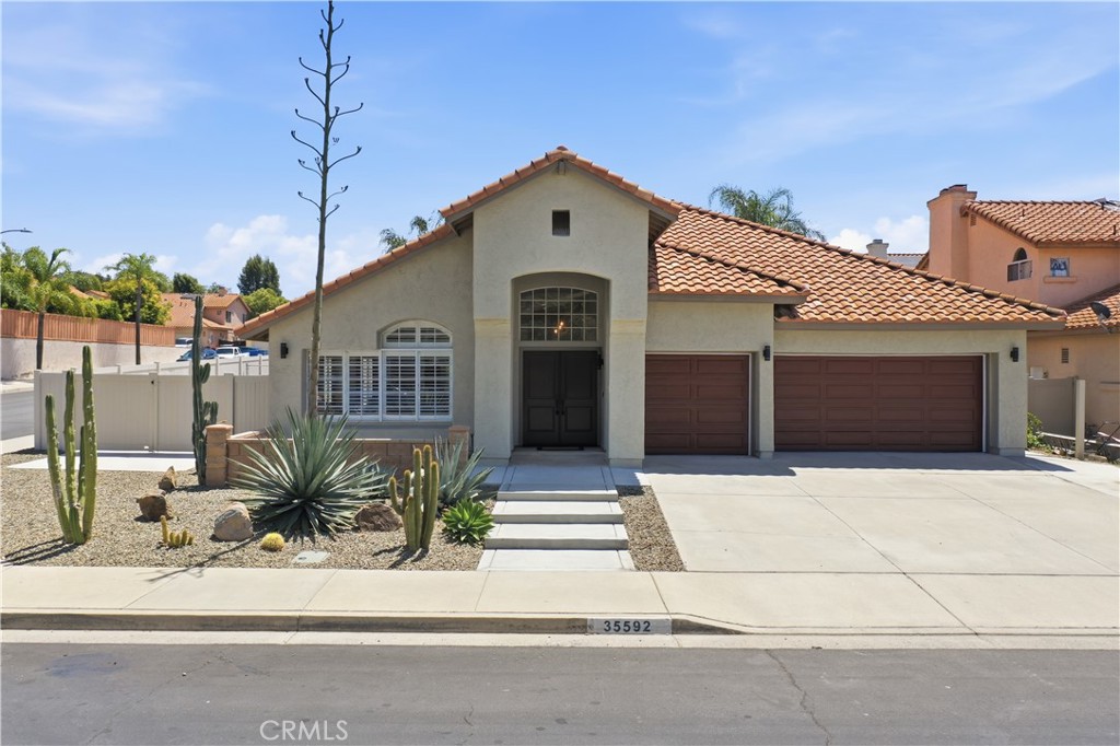 35592 Frederick Street Wildomar, CA 92595 - Photo 2 of 37