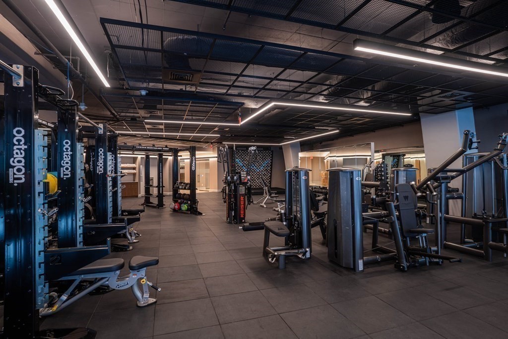 240 Devonshire Street, Unit 5206 Boston, MA 02110 - Photo 31 of 40 a view of a room with gym equipment