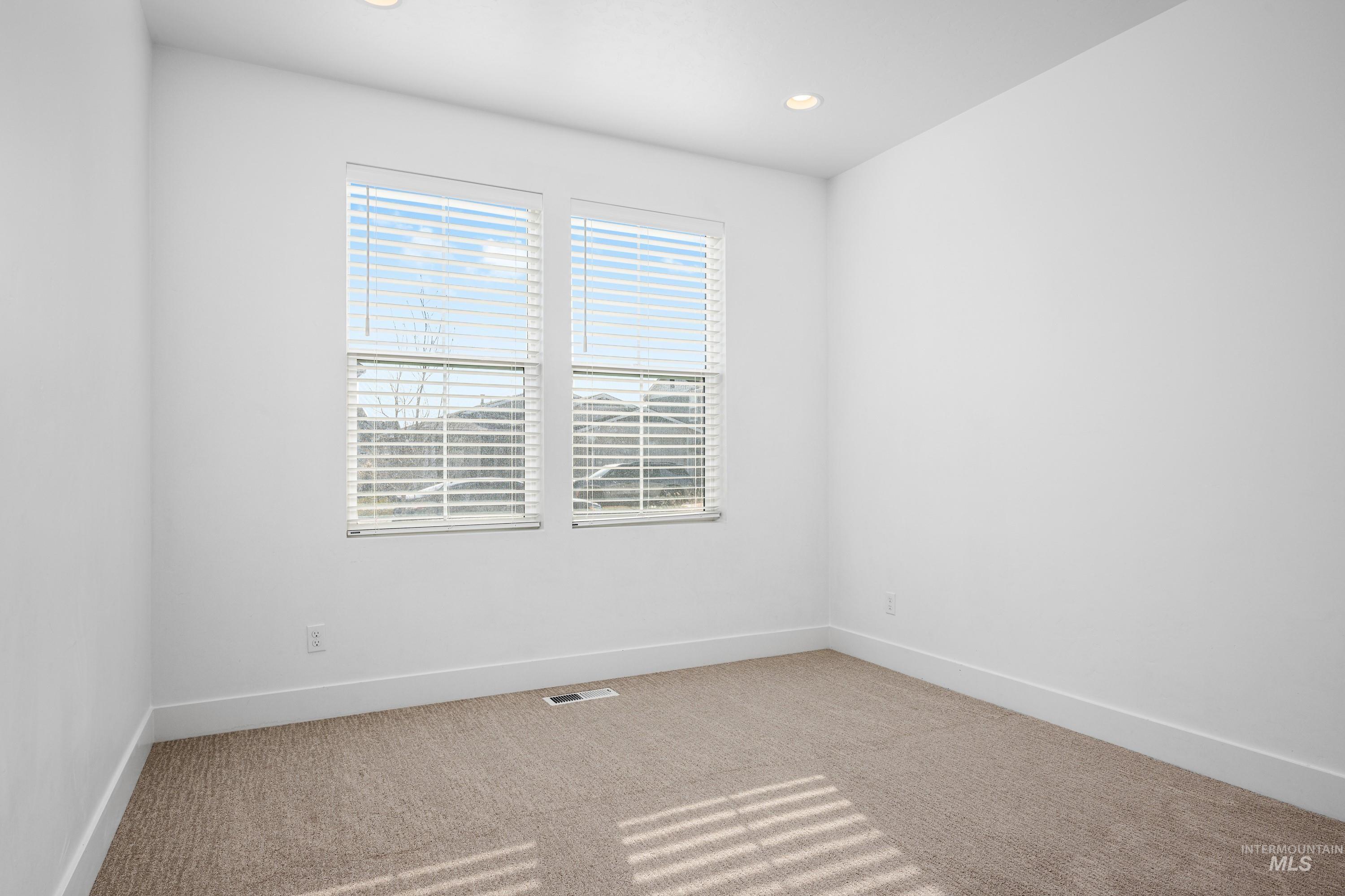 8902 West Bowie Street Star, ID 83669 - Photo 13 of 35