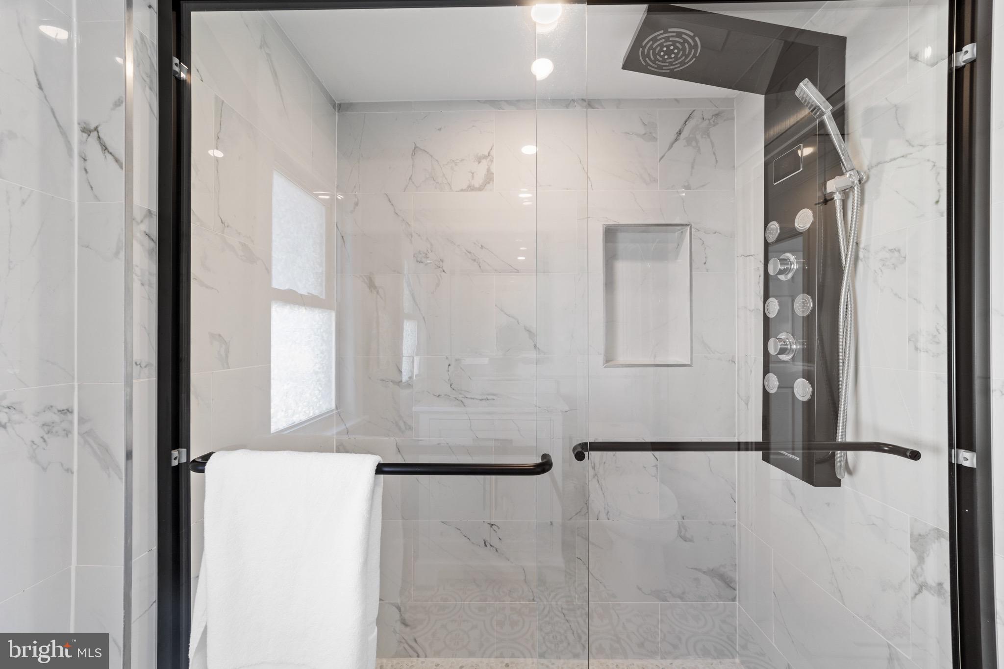 140 North Ocean Avenue Point Pleasant Beach, NJ 08742 - Photo 12 of 49