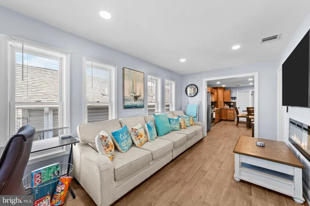 $1,980,000 | 140 North Ocean Avenue, Point Pleasant Beach, NJ 08742