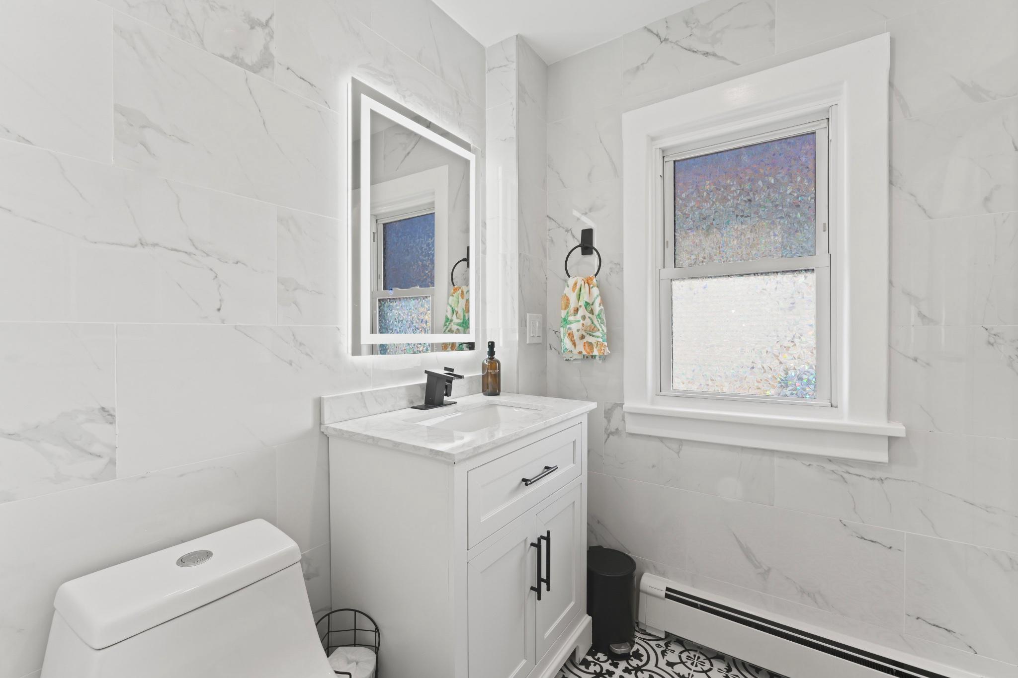 140 North Ocean Avenue Point Pleasant Beach, NJ 08742 - Photo 24 of 70 Unit 1 Bathroom 2