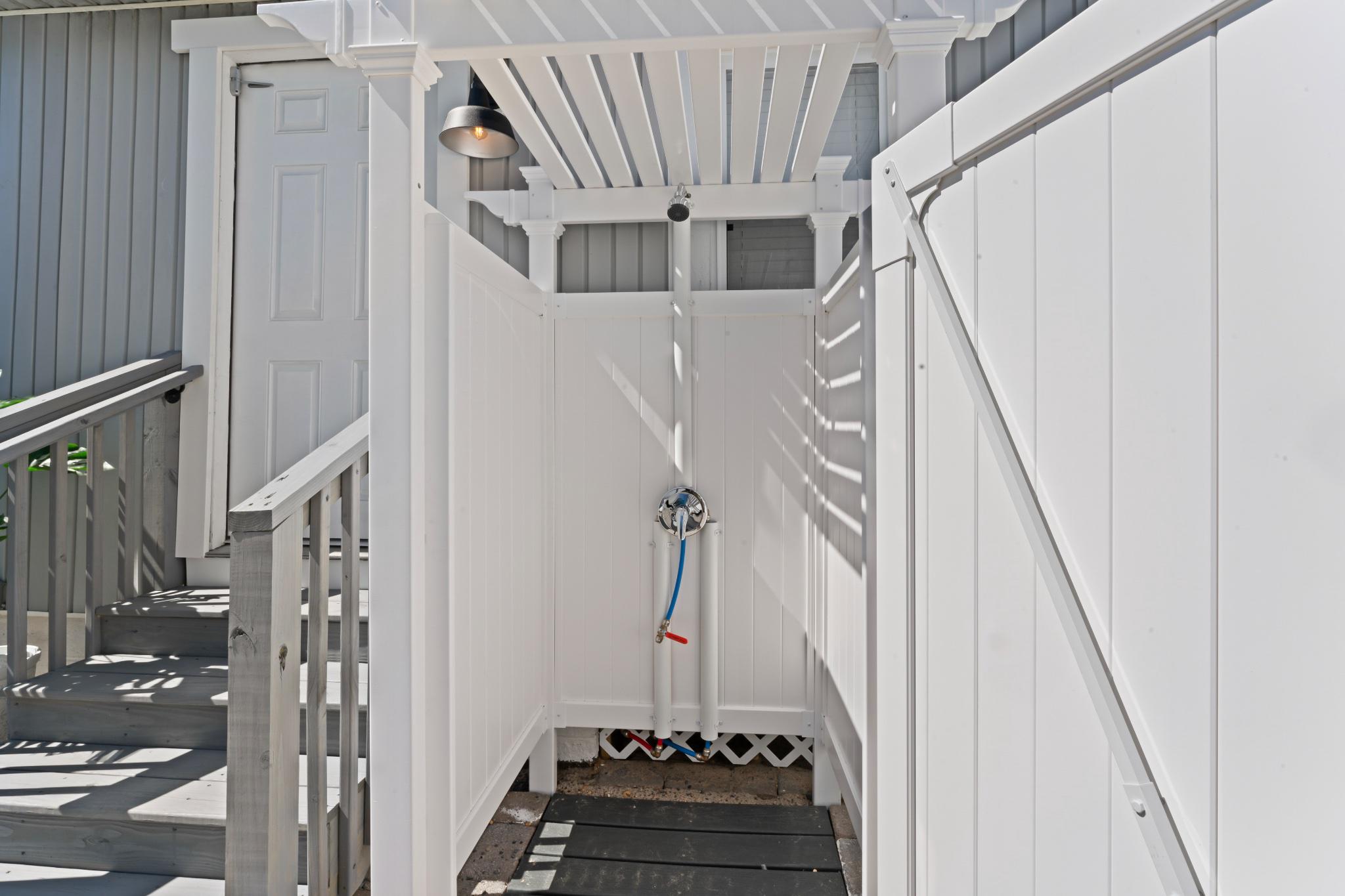 140 North Ocean Avenue Point Pleasant Beach, NJ 08742 - Photo 33 of 70 Unit 1 Outside Shower