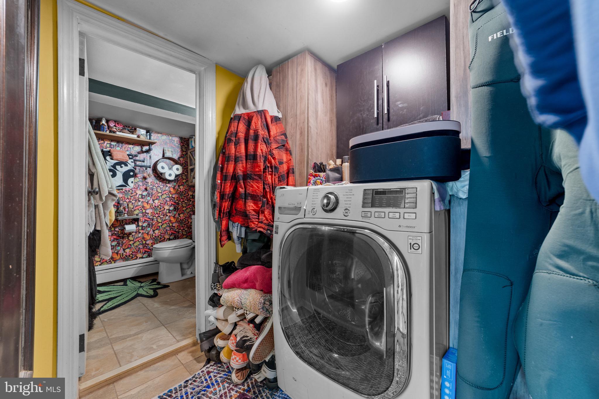 140 North Ocean Avenue Point Pleasant Beach, NJ 08742 - Photo 41 of 49 a utility room with dryer and washer