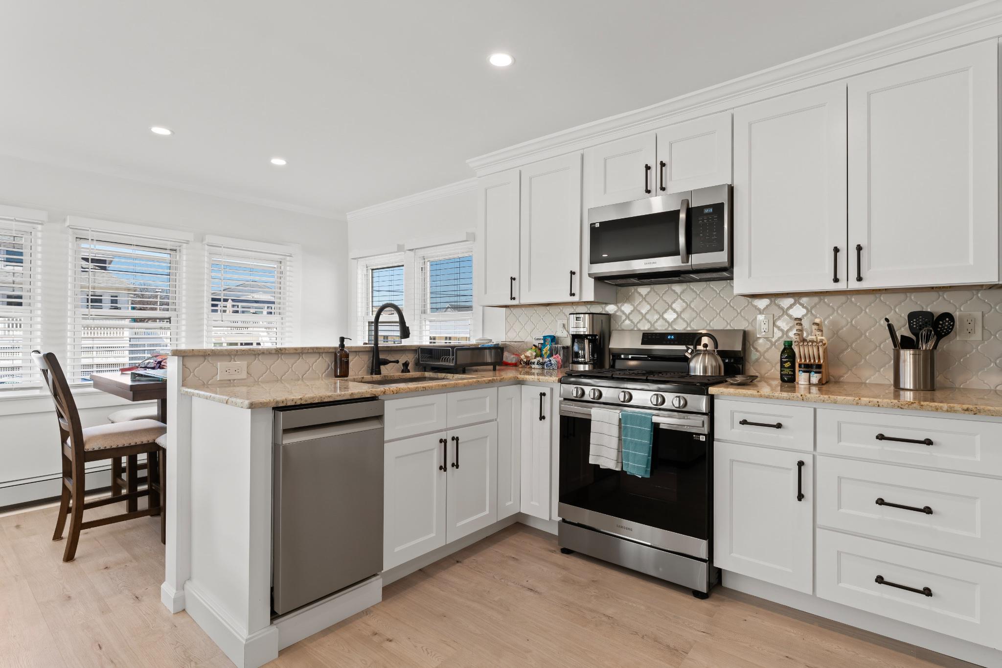 140 North Ocean Avenue Point Pleasant Beach, NJ 08742 - Photo 10 of 70 Unit 1 Kitchen