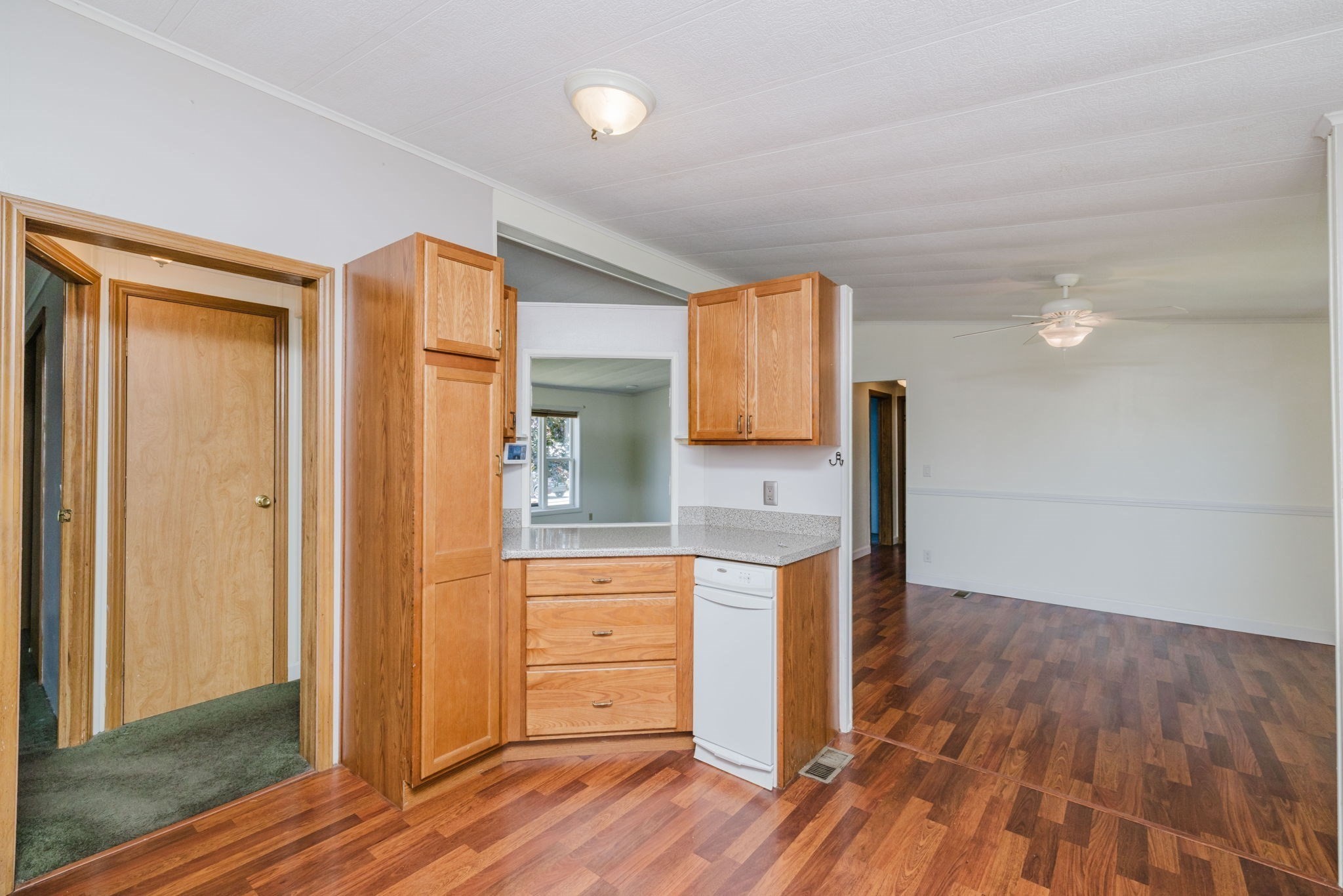 3 Anna Street Raynham, MA 02767 - Photo 10 of 35 Gallery Image 10