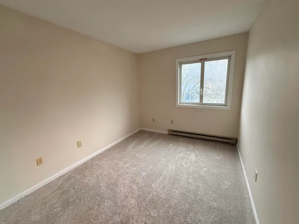 $3,000 | L4 Stonehedge Drive, Unit L4, South Burlington, VT 05403