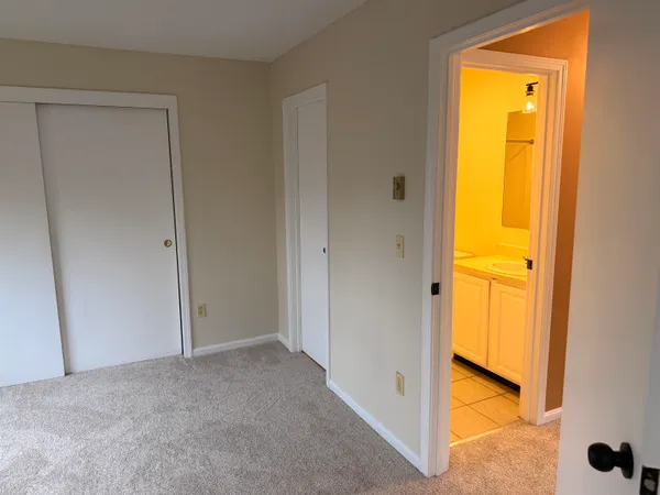 $3,000 | L4 Stonehedge Drive, Unit L4, South Burlington, VT 05403