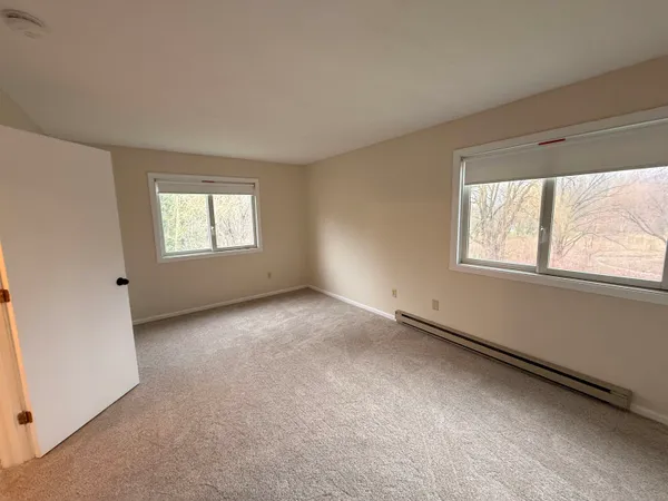 $3,000 | L4 Stonehedge Drive, Unit L4, South Burlington, VT 05403