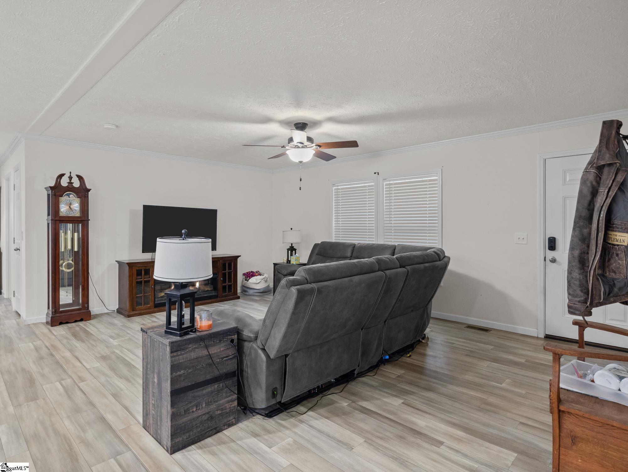 259 Country Estates Road Fountain Inn, SC 29644 - Photo 7 of 26