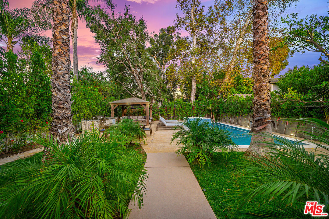 5010 Fulton Avenue Sherman Oaks, CA 91423 - Photo 1 of 55 a view of a back yard