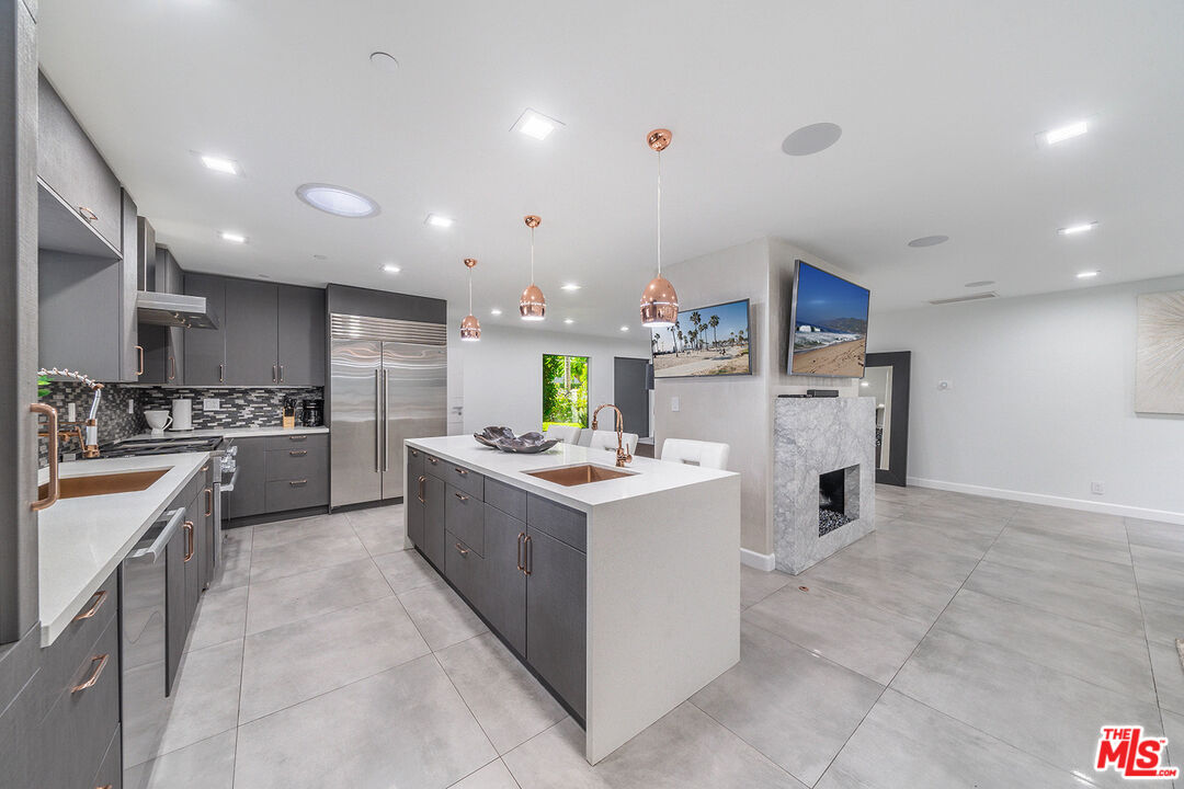 5010 Fulton Avenue Sherman Oaks, CA 91423 - Photo 19 of 55