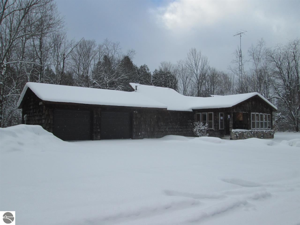 4994 Pearsall Road East Jordan, MI 49727 - Photo 3 of 35 1796419-2.JPG