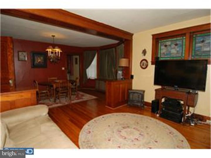 37 Chestnut Street Shillington, PA 19607 - Photo 6 of 23