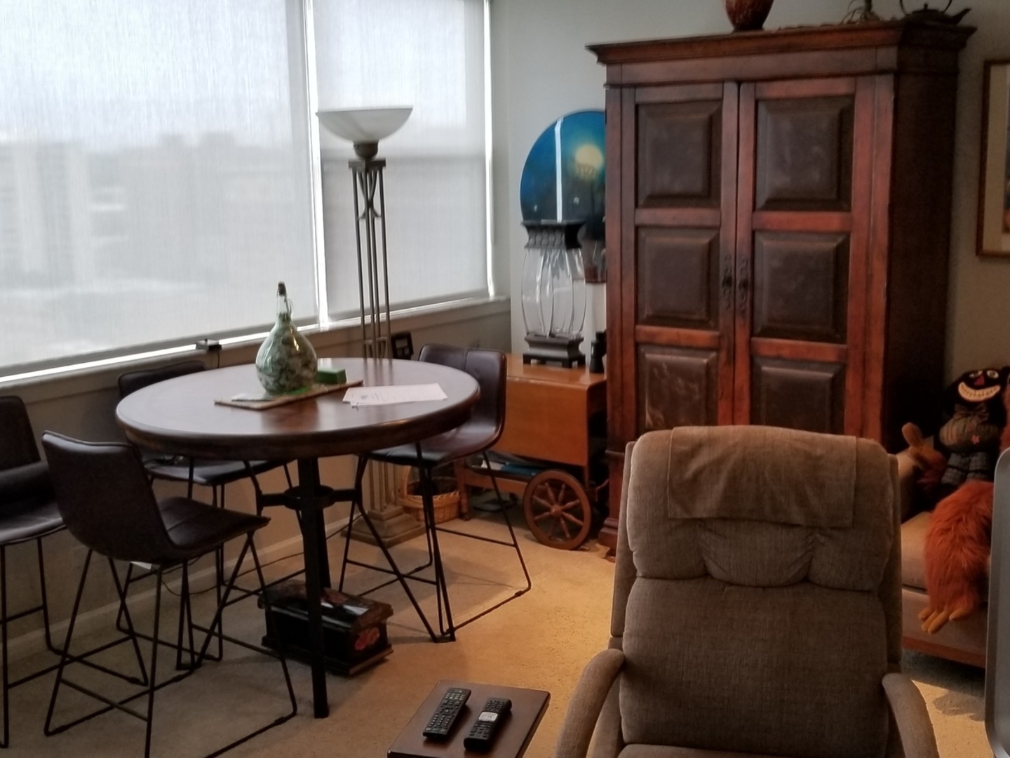 6301 North Sheridan Road, Unit 15G Chicago, IL 60660 - Photo 11 of 31