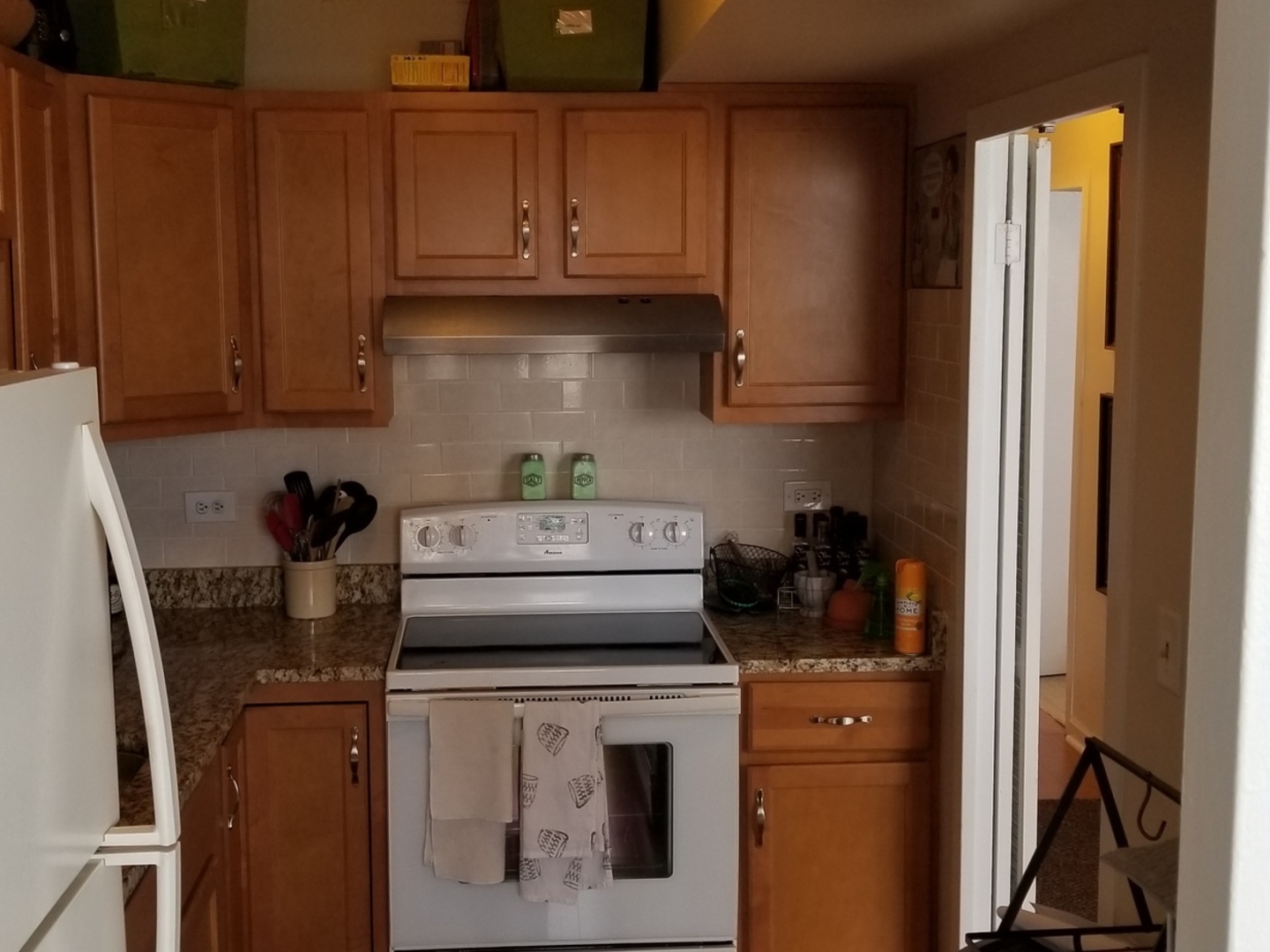6301 North Sheridan Road, Unit 15G Chicago, IL 60660 - Photo 19 of 31
