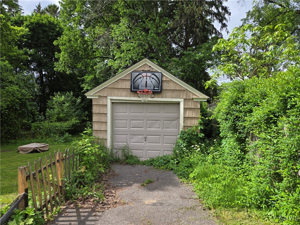 181 Brampton Road Syracuse, NY 13205 - Photo 14 of 15