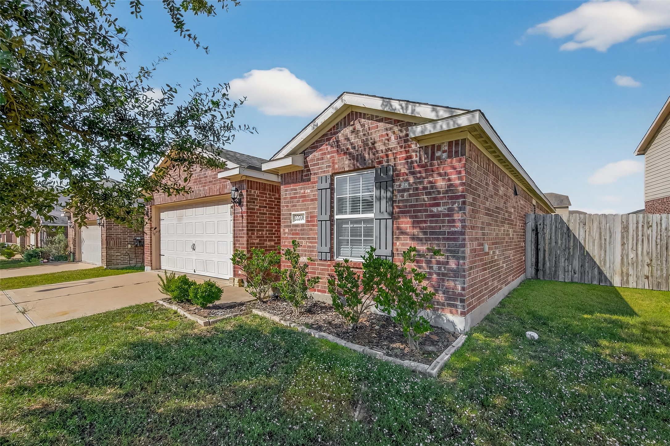 22706 Tabberts Way Hockley, TX 77447 - Photo 5 of 37