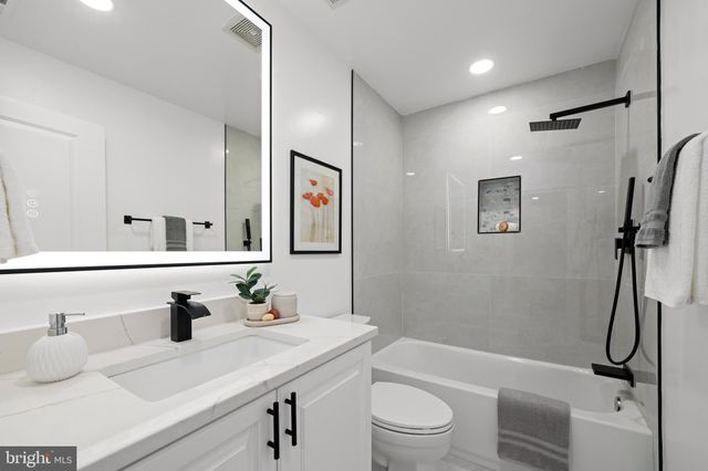 $1,299,000 | 522 North Royal Street, Alexandria, VA 22314