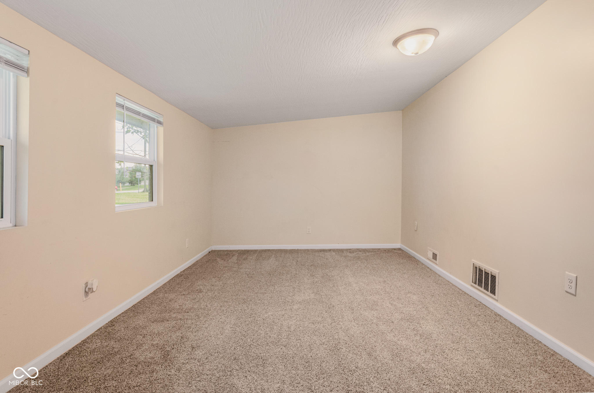 2589 North Talley Road Columbus, IN 47203 - Photo 14 of 33