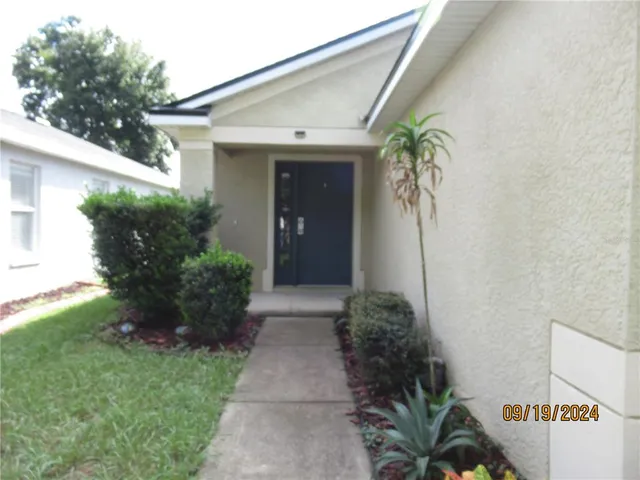 $2,000 | 11358 Cocoa Beach Drive, Riverview, FL 33569