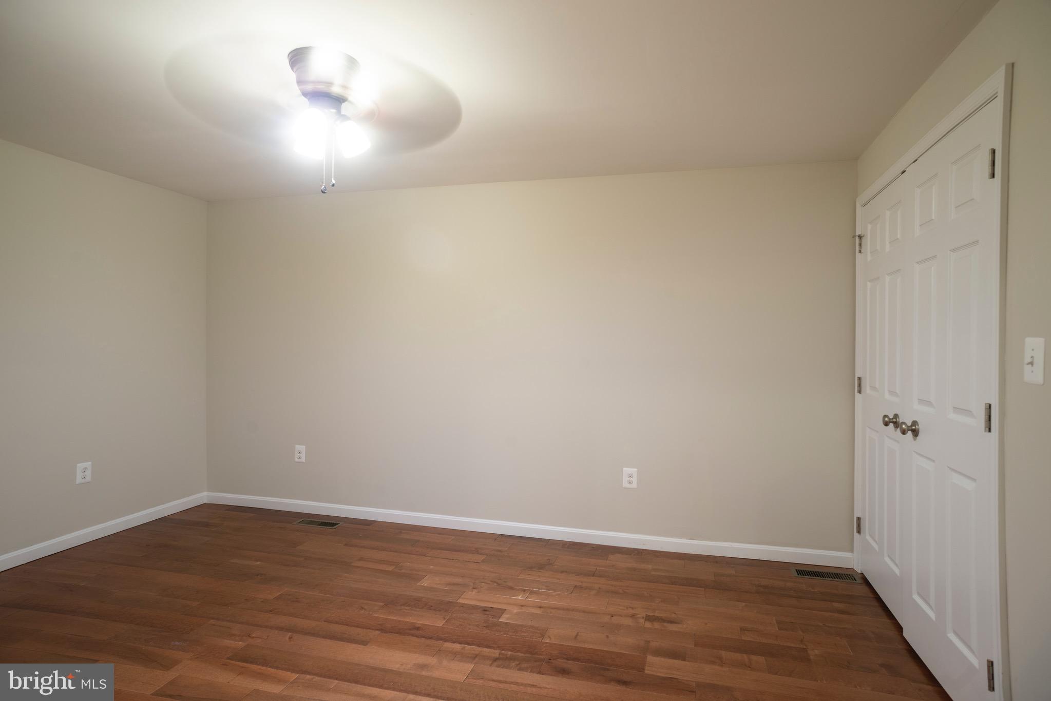 6401 Sherwood Road Baltimore, MD 21239 - Photo 33 of 49