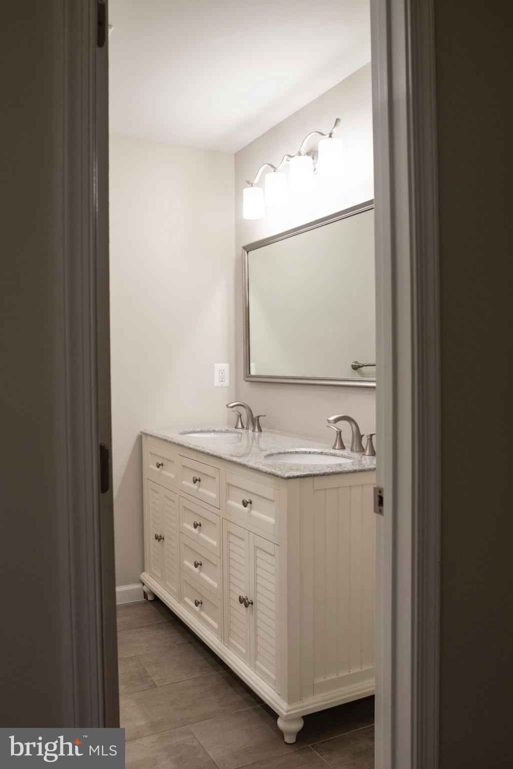 6401 Sherwood Road Baltimore, MD 21239 - Photo 36 of 49