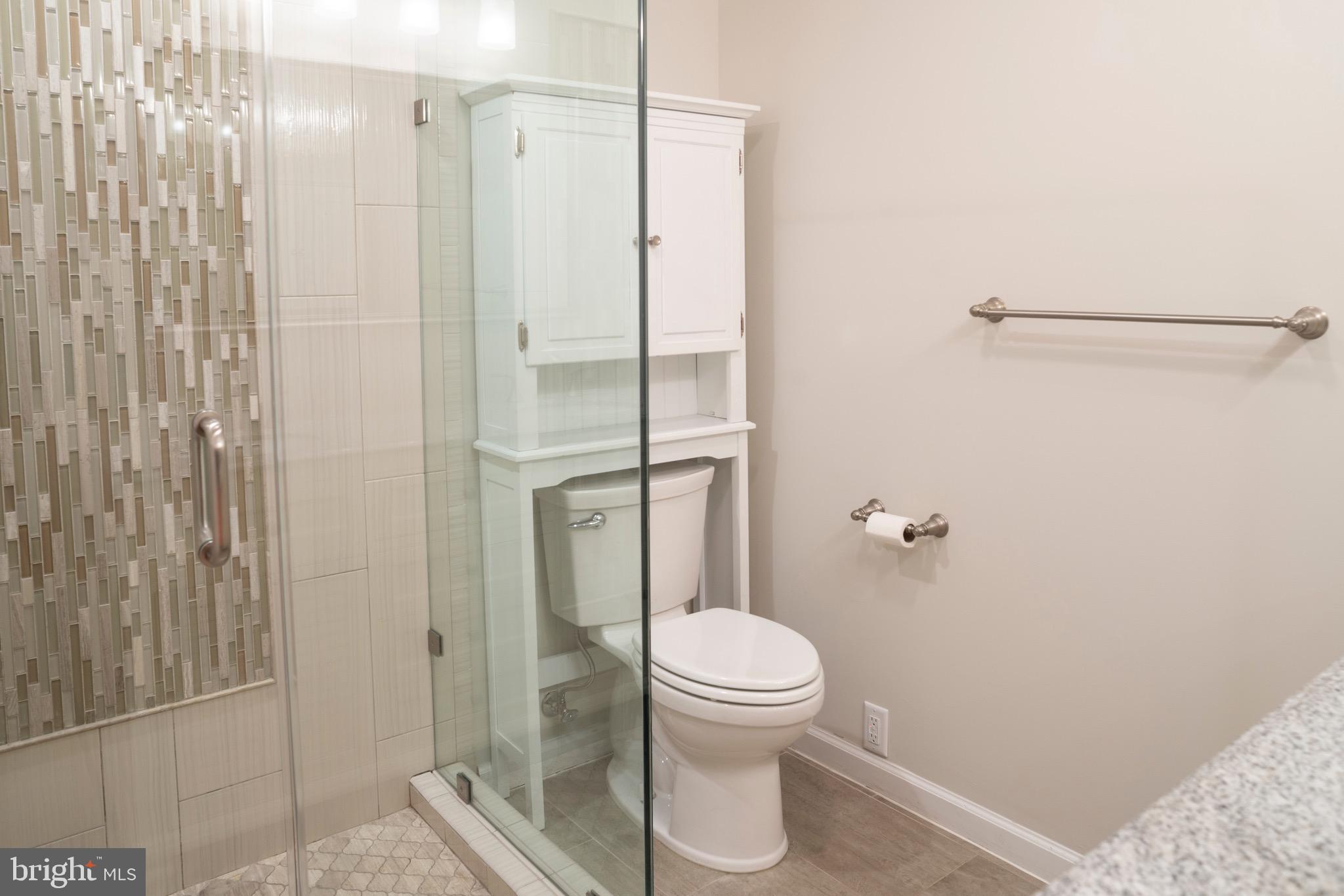 6401 Sherwood Road Baltimore, MD 21239 - Photo 37 of 49